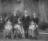 O'Higgin's wedding - back row l-r: Éamon de Valera, Kevin O'Higgins and O'Connor at O'Higgins' wedding, 1921. O'Higgins was later to sign O'Connor's execution order