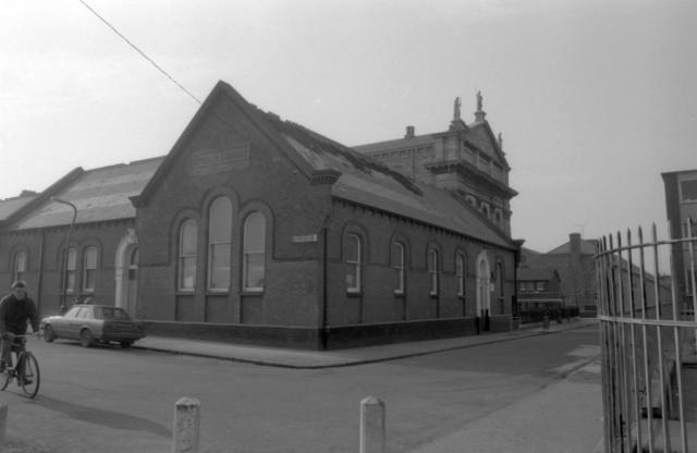 Charleville Mall Library