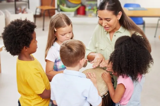 Creative Hubs: Drum and Dance (Session 1 - Ages 5 to 7)
