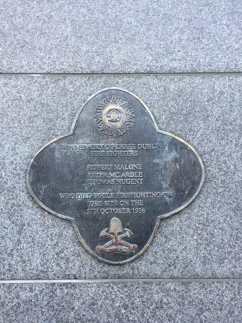 Robert Malone, Peter McArdle and Tom Nugent bronze plaque 