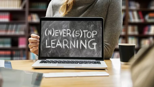 Chalkboard saying Never stop learning