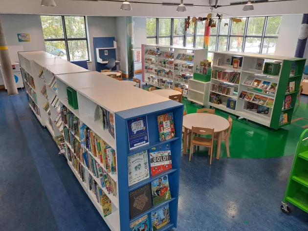 Cabra Library shelves