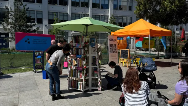 Pop up library
