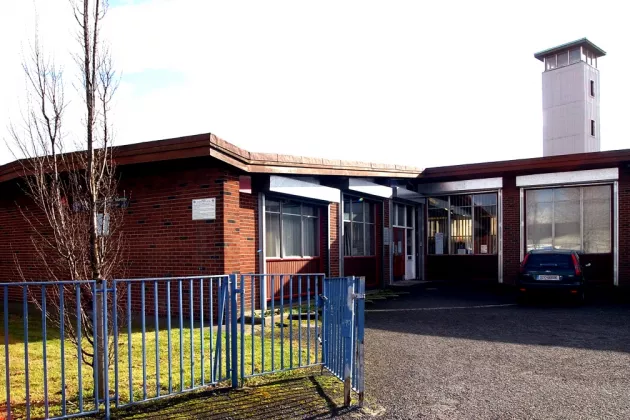 Dolphin's barn Library